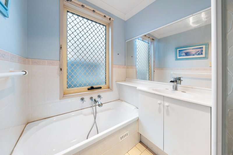 Photo - 3 Leopold Place, Cecil Hills NSW 2171 - Image 10
