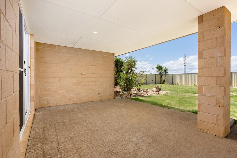 Photo - 3 Letter Close, Utakarra WA 6530 - Image 11