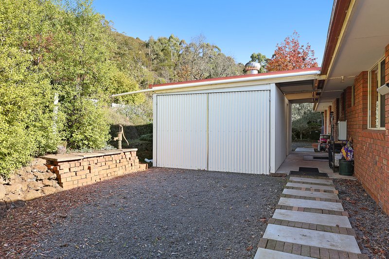 Photo - 3 Leura Court, Camperdown VIC 3260 - Image 18