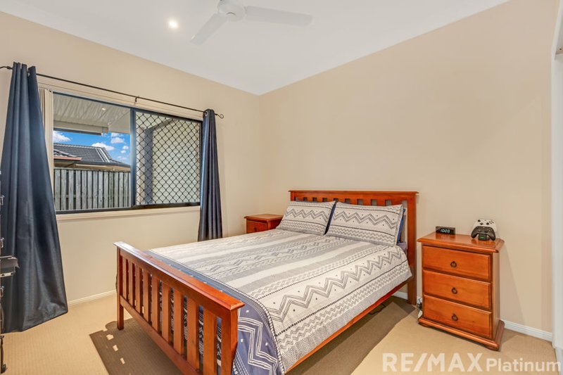 Photo - 3 Lightwood Place, Narangba QLD 4504 - Image 15