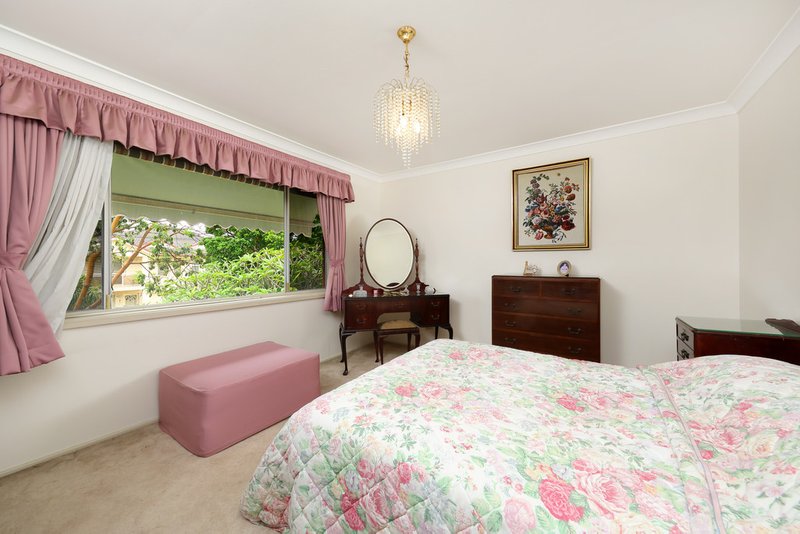 Photo - 3 Lilydale Avenue, Peakhurst NSW 2210 - Image 6