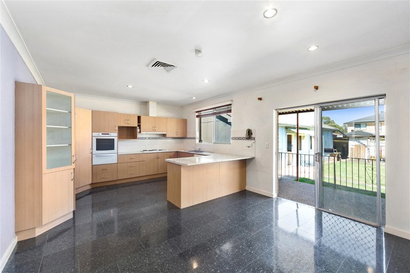 Photo - 3 Lime Street, Cabramatta West NSW 2166 - Image 3