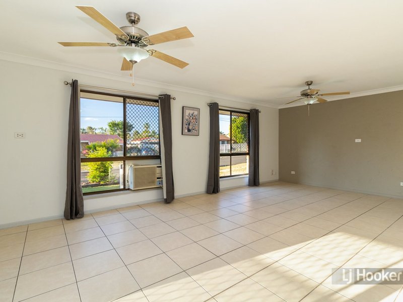 Photo - 3 Limosa Court, Crestmead QLD 4132 - Image 5