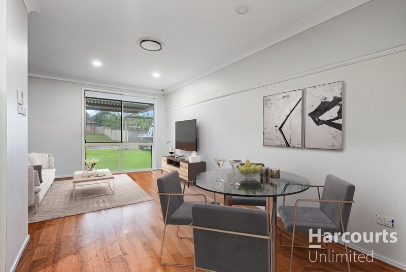 Photo - 3 Lindfield Place, Dean Park NSW 2761 - Image 3