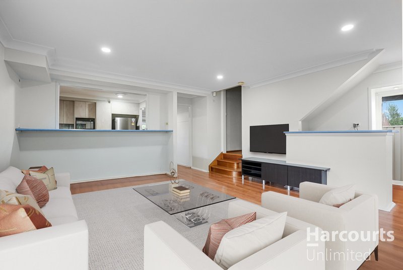 Photo - 3 Lindfield Place, Dean Park NSW 2761 - Image 5