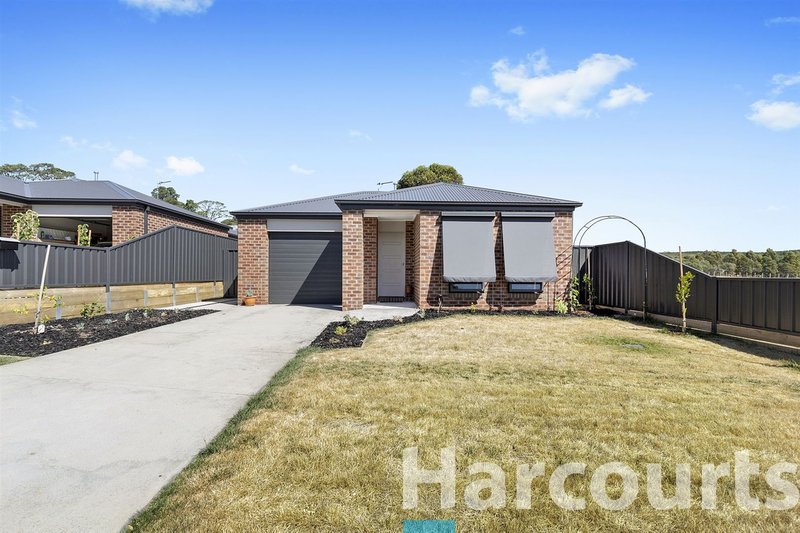 Photo - 3 Lindsay Park Drive, Creswick VIC 3363 - Image 2