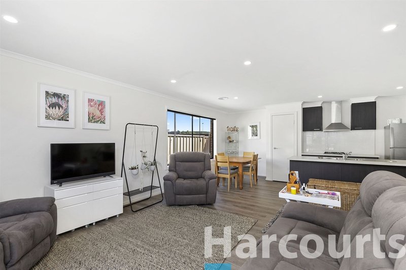 Photo - 3 Lindsay Park Drive, Creswick VIC 3363 - Image 5