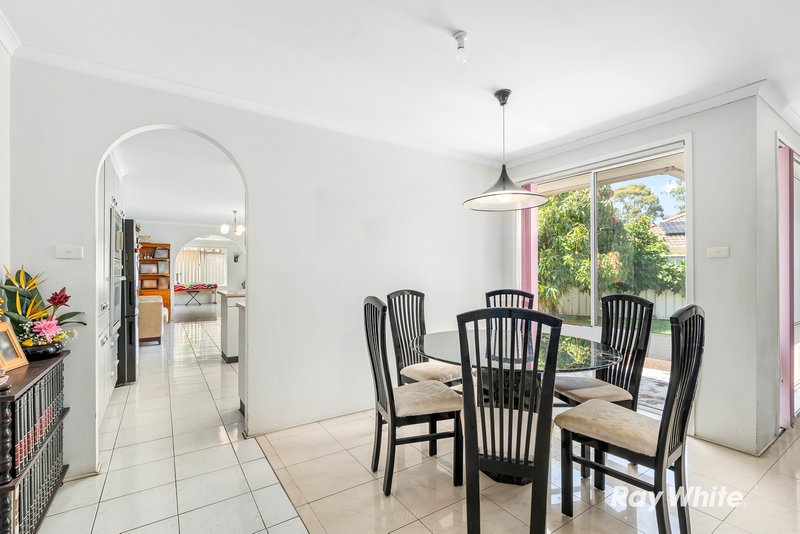 Photo - 3 Linnet Place, Quakers Hill NSW 2763 - Image 3