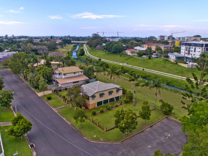 Photo - 3 Little Barron Street, Gordon Park QLD 4031 - Image 9