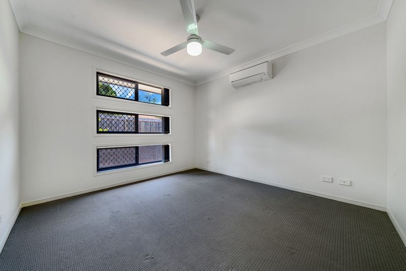 Photo - 3 Livermore Lane, Bundamba QLD 4304 - Image 3