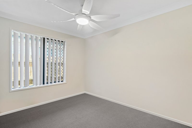 Photo - 3 Liverpool Circuit, Yarrabilba QLD 4207 - Image 15