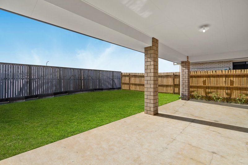 Photo - 3 Liverpool Circuit, Yarrabilba QLD 4207 - Image 21