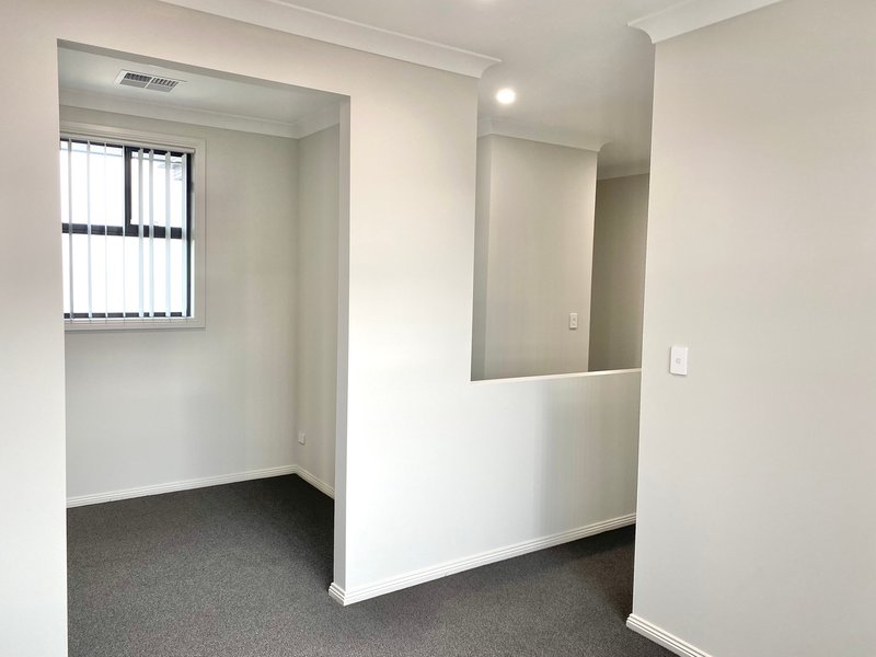 Photo - 3 Liverpool Place, Elizabeth Park SA 5113 - Image 13