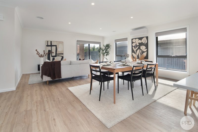 Photo - 3 Livno Court, Canadian VIC 3350 - Image 6