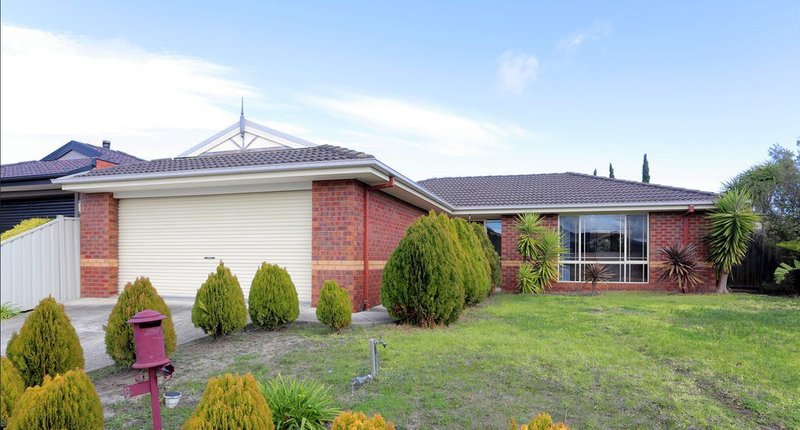 3 Lockwood Drive, Roxburgh Park VIC 3064