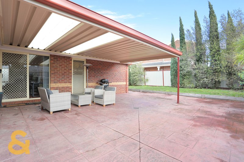 Photo - 3 Lockwood Drive, Roxburgh Park VIC 3064 - Image 11