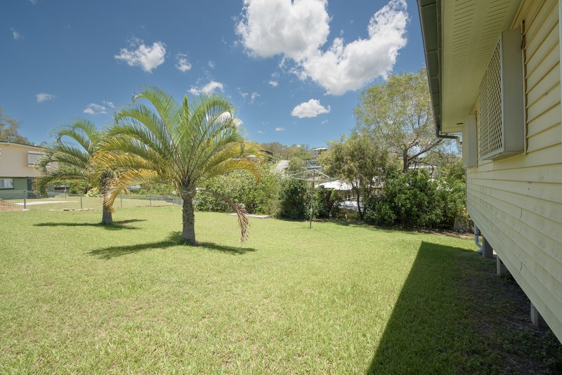 Photo - 3 Lomas Street, West Gladstone QLD 4680 - Image 11