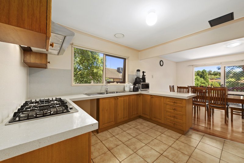 Photo - 3 Long Valley Way, Doncaster East VIC 3109 - Image 3