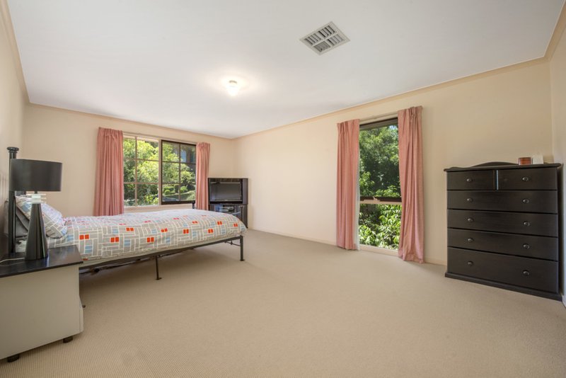 Photo - 3 Long Valley Way, Doncaster East VIC 3109 - Image 6