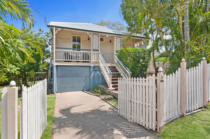 3 Longfellow St , Norman Park QLD 4170