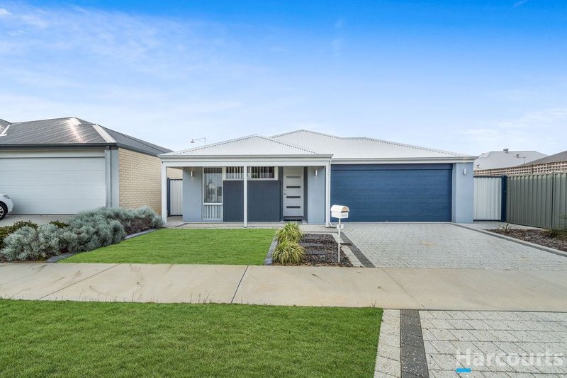 Photo - 3 Longnor Parkway, Alkimos WA 6038 - Image 2