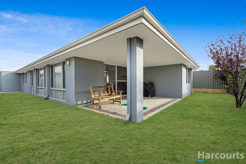 Photo - 3 Longnor Parkway, Alkimos WA 6038 - Image 14