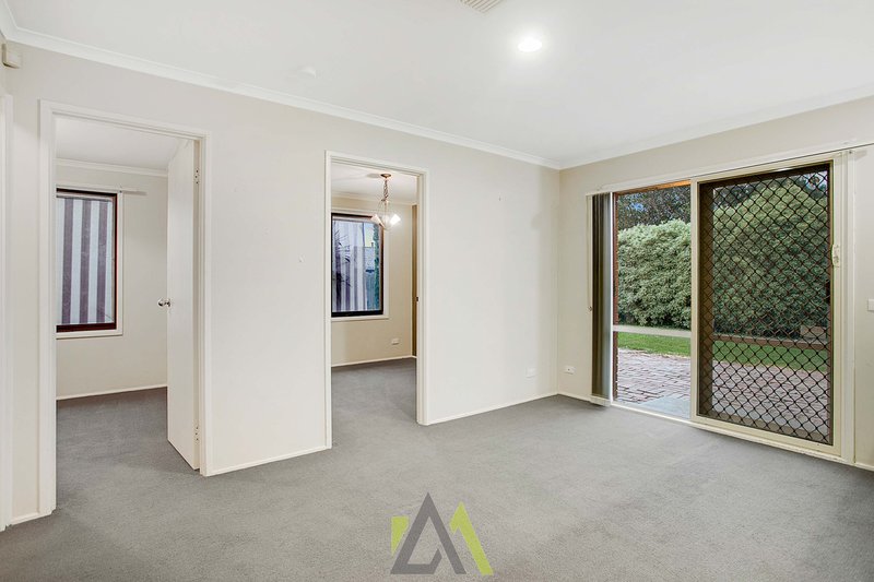 Photo - 3 Loretta Street, Carrum Downs VIC 3201 - Image 8