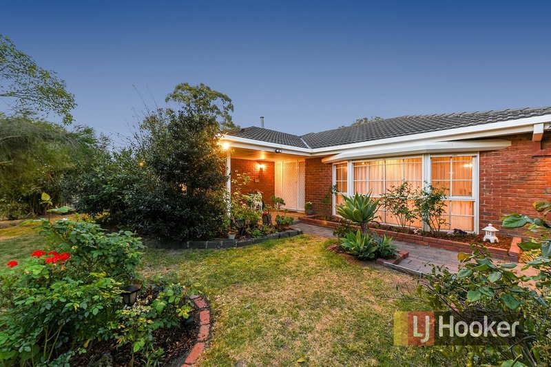 Photo - 3 Lorraine Court, Hampton Park VIC 3976 - Image 2