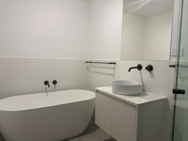 Photo - 3 Lotus Lane, Oran Park NSW 2570 - Image 4