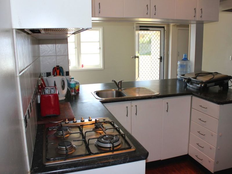 Photo - 3 Louis Street, Taree NSW 2430 - Image 3