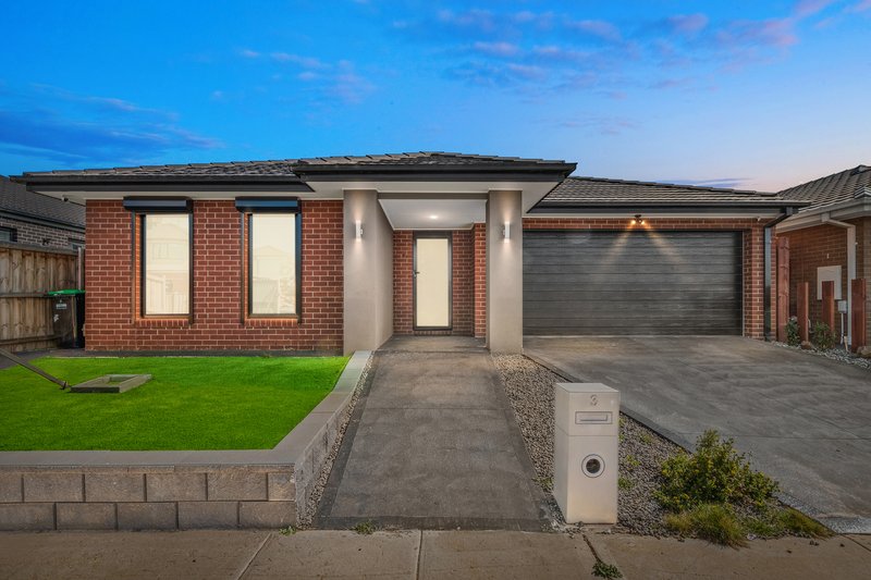 3 Louisville Drive, Thornhill Park VIC 3335