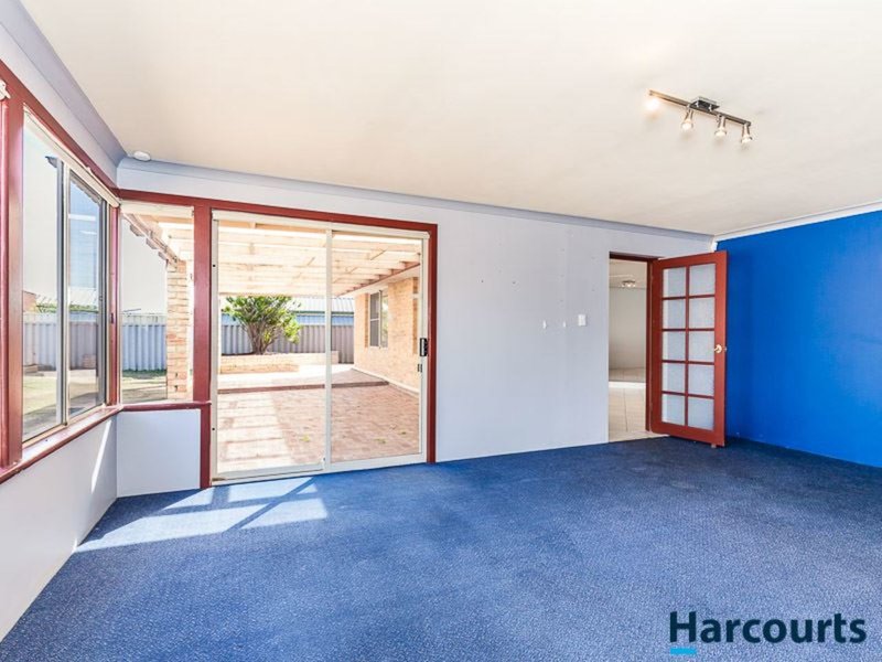 Photo - 3 Lowana Court, Currambine WA 6028 - Image 4