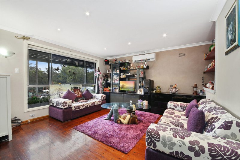 Photo - 3 Lucy Avenue, Lansvale NSW 2166 - Image 2