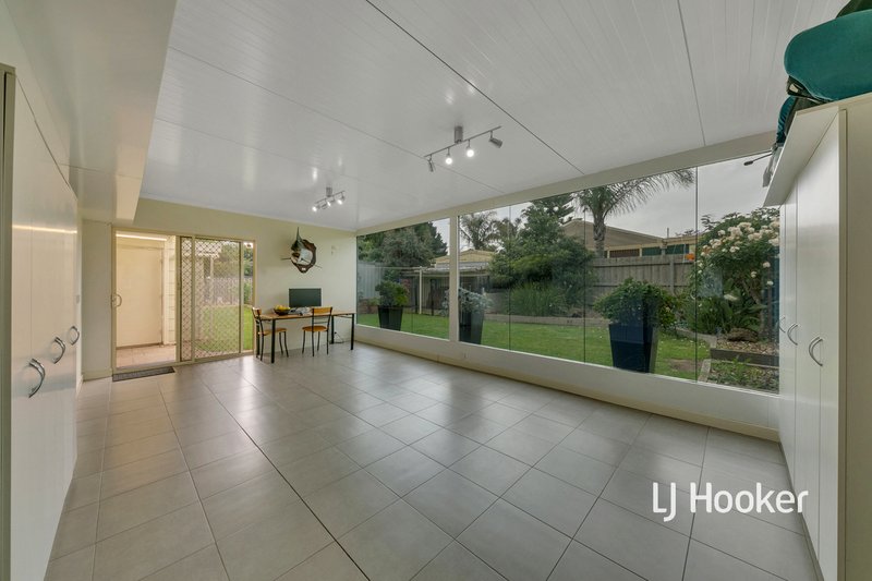 Photo - 3 Lumea Place, Melton West VIC 3337 - Image 8