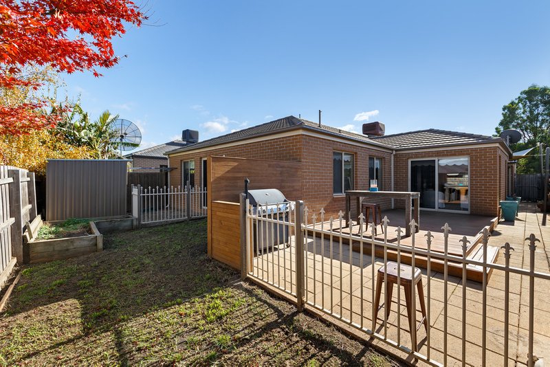 Photo - 3 Lustre Close, Epping VIC 3076 - Image 13