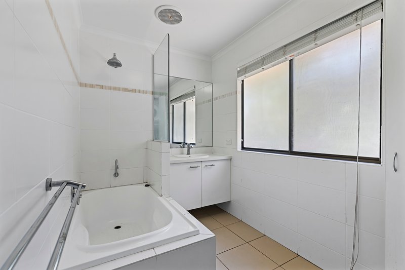 Photo - 3 Lyne Court, Tewantin QLD 4565 - Image 18