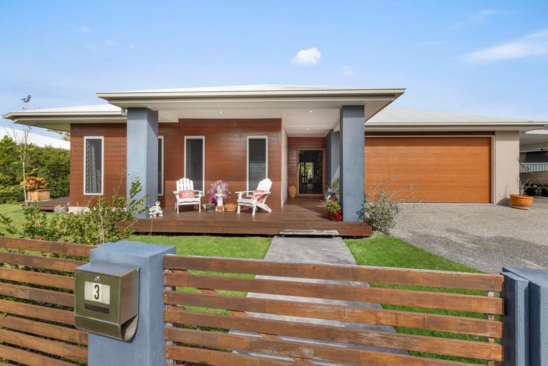 Photo - 3 Macintyre Crescent, Pelican Waters QLD 4551 - Image 10