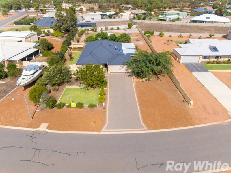 3 Macranda Place, Woorree WA 6530