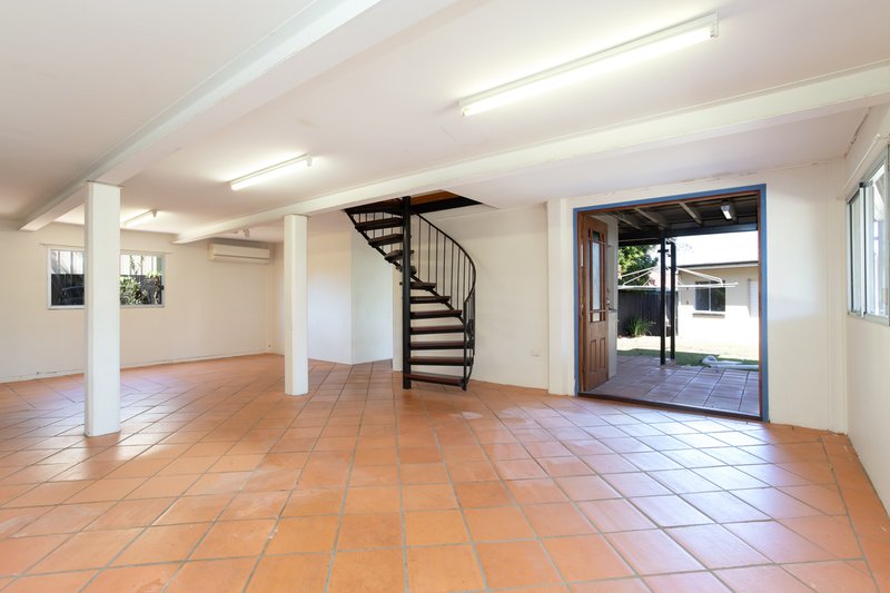 Photo - 3 Madsen Street, Keperra QLD 4054 - Image 11