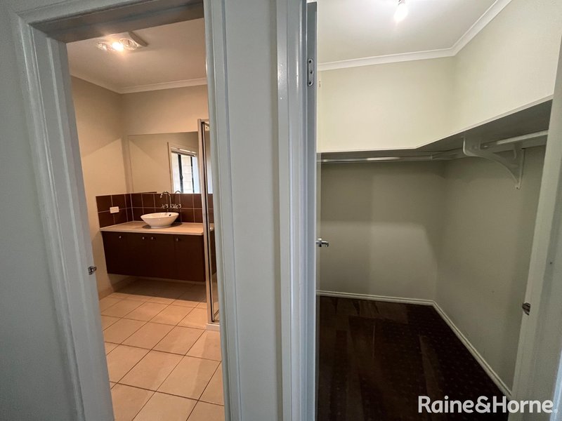 Photo - 3 Magazine Avenue, Cairnlea VIC 3023 - Image 21
