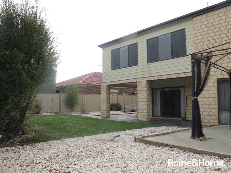 Photo - 3 Magazine Avenue, Cairnlea VIC 3023 - Image 26