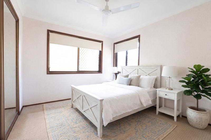 Photo - 3 Magdalena Court, Banksia Beach QLD 4507 - Image 11