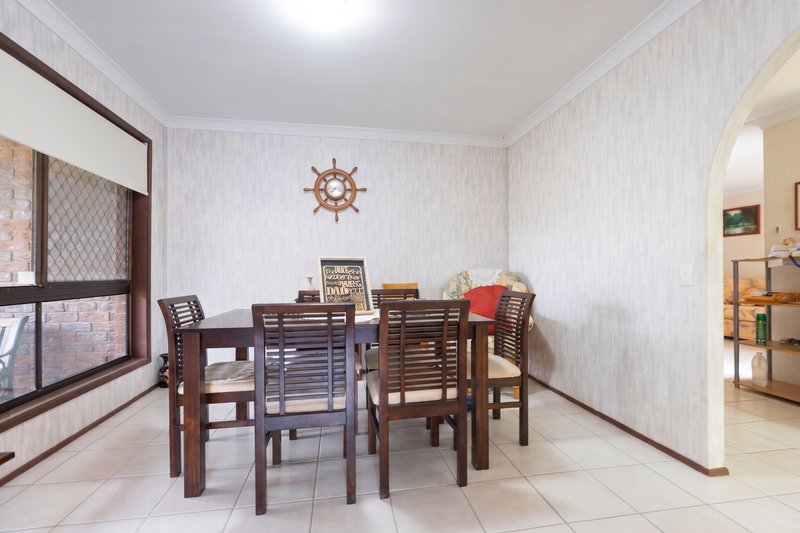 Photo - 3 Magdalena Court, Banksia Beach QLD 4507 - Image 12
