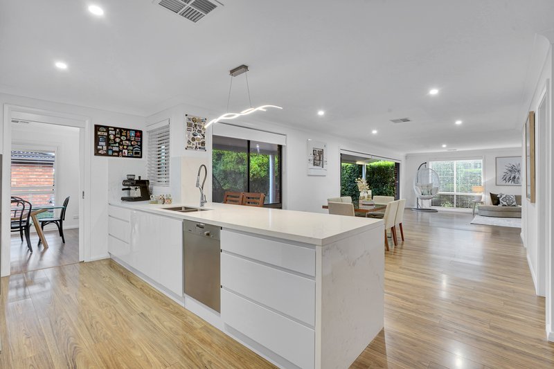 Photo - 3 Magnolia Avenue, Baulkham Hills NSW 2153 - Image 4