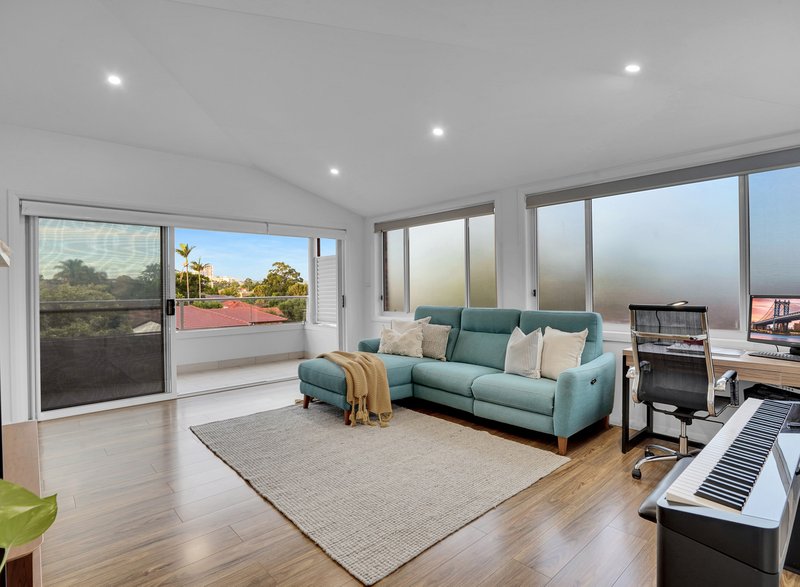 Photo - 3 Magnolia Avenue, Baulkham Hills NSW 2153 - Image 9