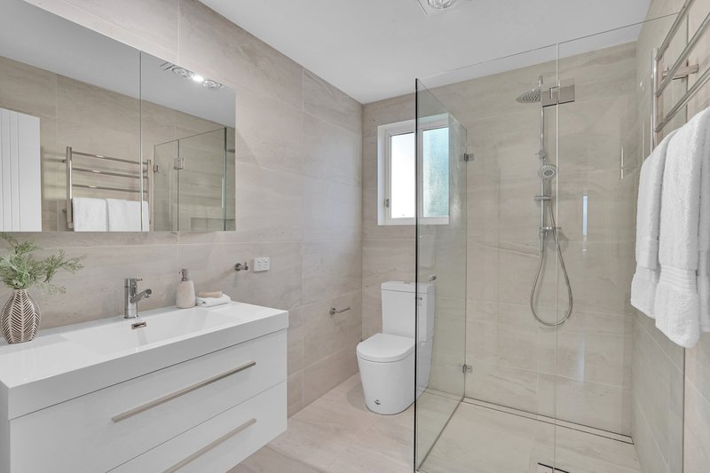 Photo - 3 Magnolia Avenue, Baulkham Hills NSW 2153 - Image 12