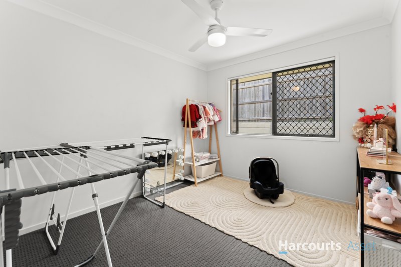 Photo - 3 Magpie Crescent, Redbank Plains QLD 4301 - Image 3