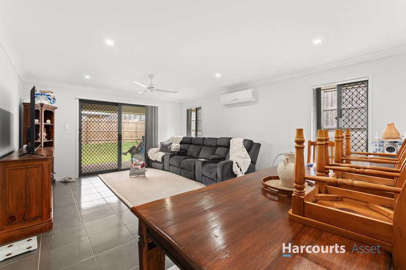 Photo - 3 Magpie Crescent, Redbank Plains QLD 4301 - Image 4