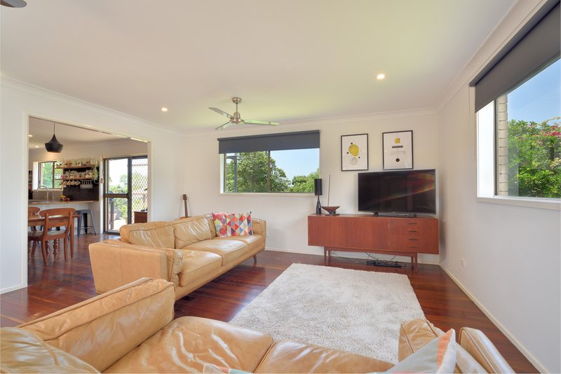 Photo - 3 Mahogany Court, New Auckland QLD 4680 - Image 3