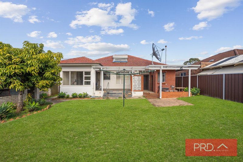 Photo - 3 Mainsbridge Avenue, Liverpool NSW 2170 - Image 11